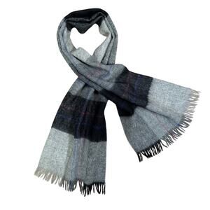 Vintage Scottish Plaid Lambs Wool Scarf Gray Black Made in Scotland Fringe
